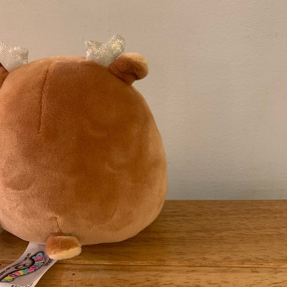Squishmallow Darla reindeer with scarf with Tag 6” - Picture 4 of 4